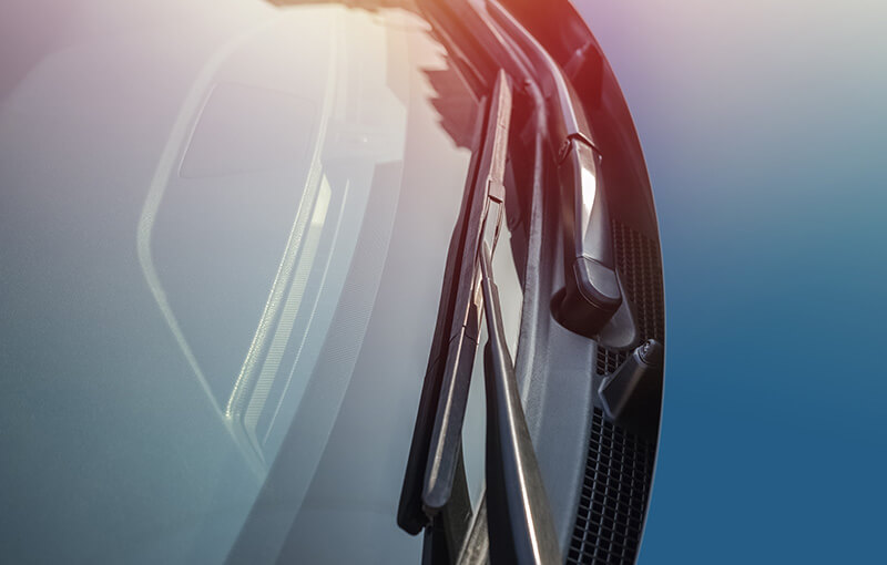 OEM Windshields vs. Aftermarket Windshields: Understanding the Differences and Making the Best Choice
